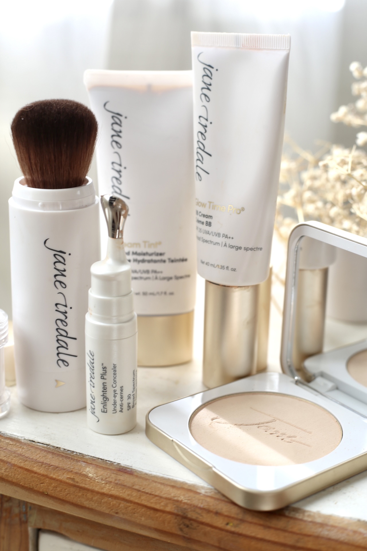 Jane Iredale Foundation Review ORGANIC BEAUTY LOVER