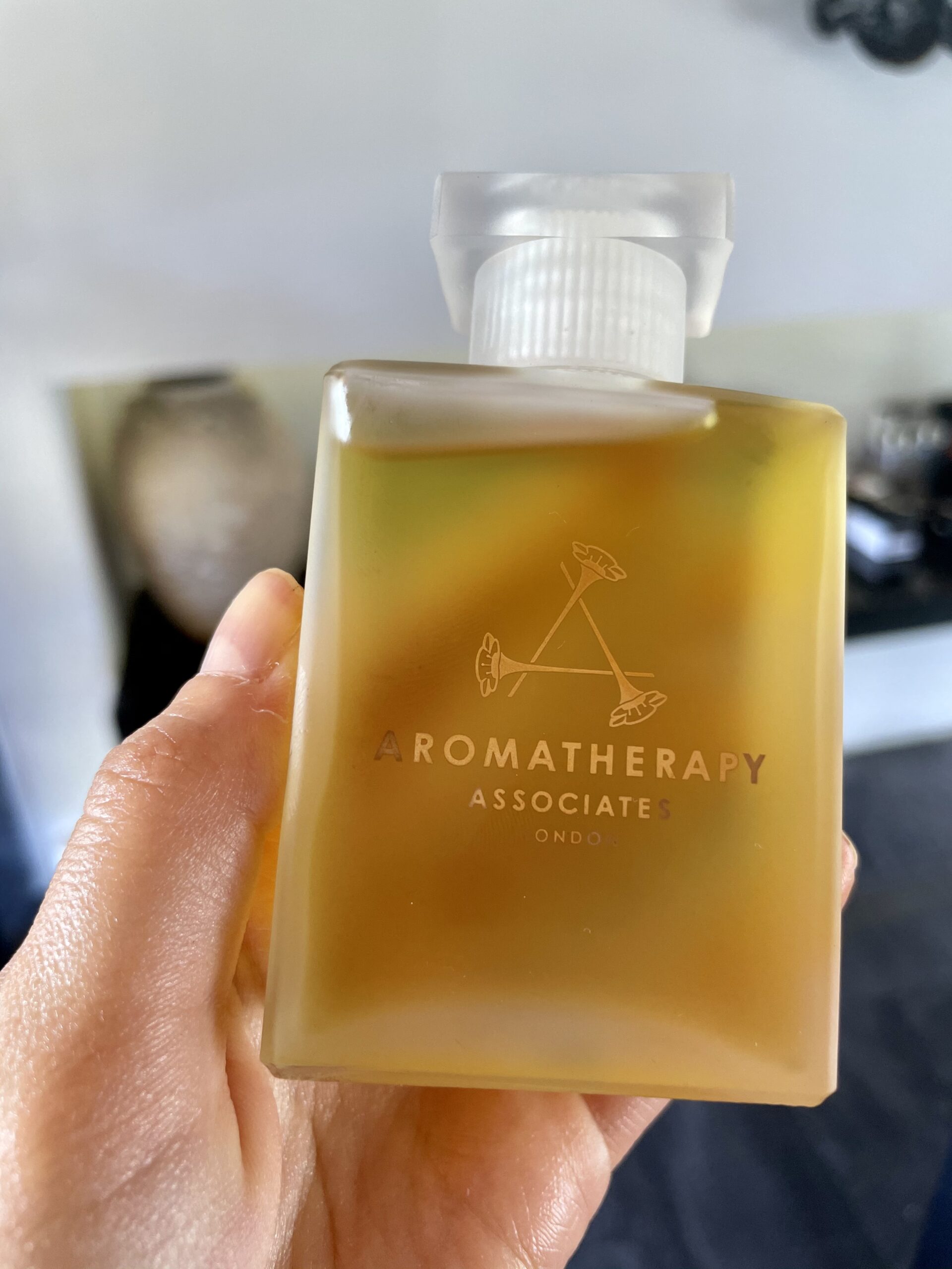 Aromatherapy associates