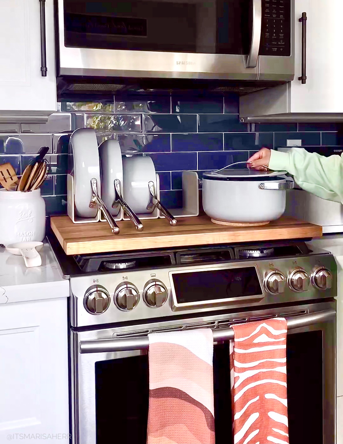 Caraway cookware