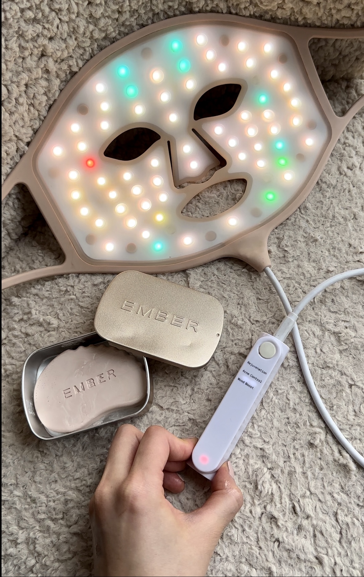 ember light therapy mask